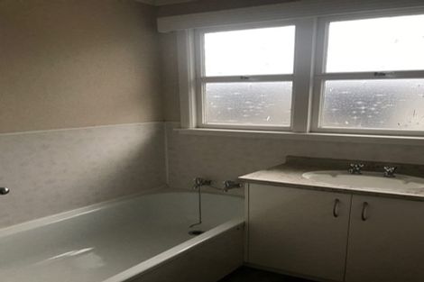 Photo of property in 802 Alexandra Street, Parkvale, Hastings, 4122