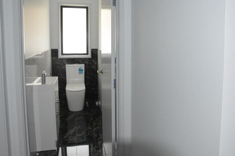 Photo of property in 3 Frederick Place, Whalers Gate, New Plymouth, 4310