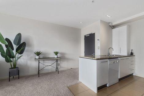 Photo of property in Maison Apartments, 307/16 Huron Street, Takapuna, Auckland, 0622