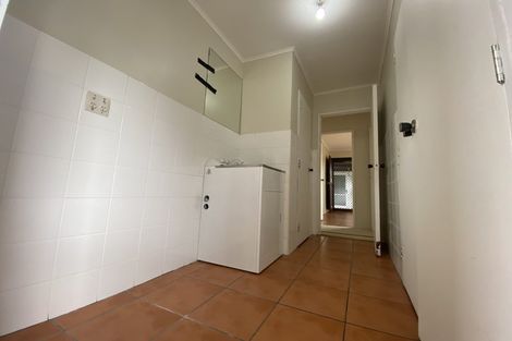 Photo of property in 6 Chichester Drive, Rosehill, Papakura, 2113