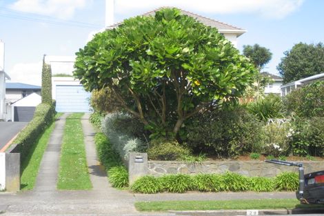 Photo of property in 29 Fulford Street, New Plymouth, 4310