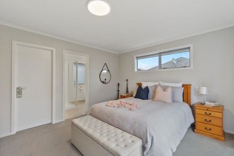 Photo of property in 18 Amokura Crescent, Flagstaff, Hamilton, 3210