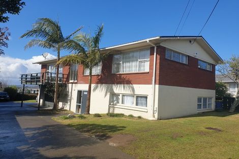 Photo of property in 17 Hepburn Road, Glendene, Auckland, 0602