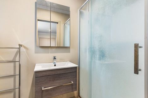 Photo of property in 112 Isabel Street, Whangamata, 3620