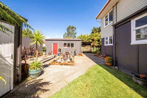 Photo of property in 27 Colvin Street, Westport, 7825