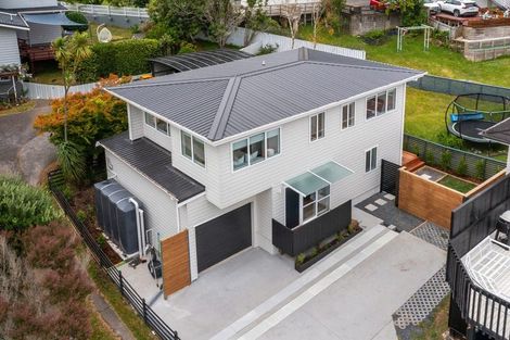 Photo of property in 30 Wyoming Avenue, Murrays Bay, Auckland, 0630