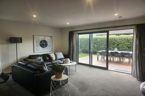 Photo of property in 2/161 Petrie Street, Richmond, Christchurch, 8013