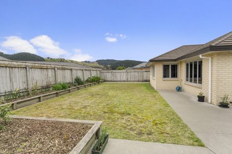 Photo of property in 3 Soldiers Way, Paraparaumu, 5032