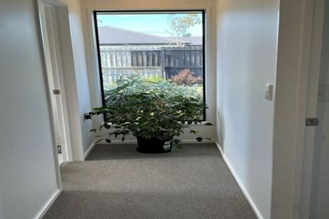 Photo of property in 39 Andesite Drive, Rolleston, 7614