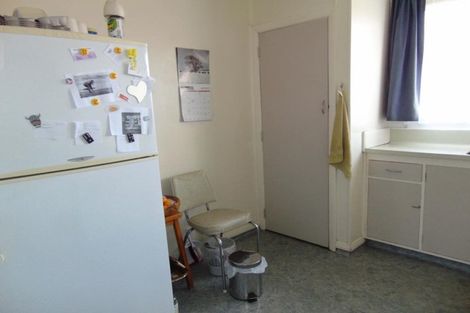 Photo of property in 4/202 Warwick Road, Mayfair, Hastings, 4122