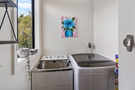 Photo of property in 10 Studholme Street, Temuka, 7920