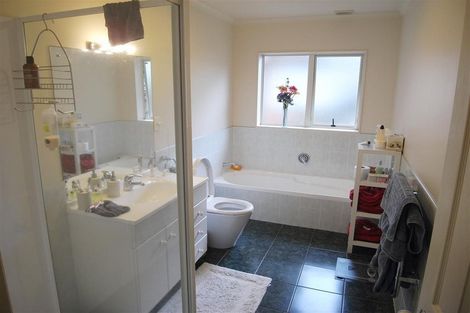 Photo of property in 10a Erson Avenue, Royal Oak, Auckland, 1061