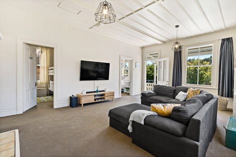 Photo of property in 12 The Avenue, Albany, Auckland, 0632