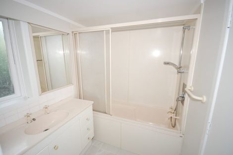 Photo of property in 200 Redoubt Road, Flat Bush, Auckland, 2019