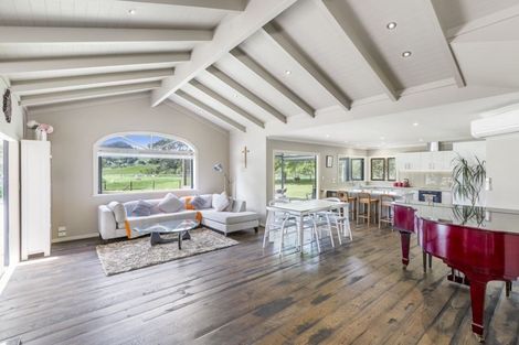 Photo of property in 1017 Tauhoa Road, Kaipara Flats, Warkworth, 0984