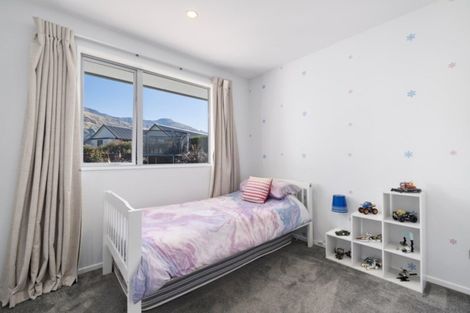 Photo of property in 14 Niger Street, Wanaka, 9305