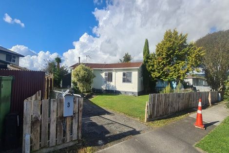 Photo of property in 3 Stirling Street, Levin, 5510