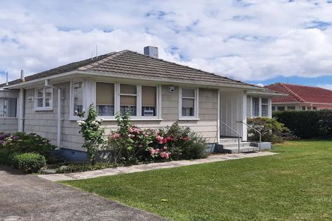 Photo of property in 95 Hillsborough Road, Hillsborough, Auckland, 1042