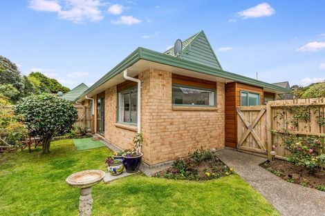 Photo of property in Redwood Village, 59/42 Main Road, Tawa, Wellington, 5028