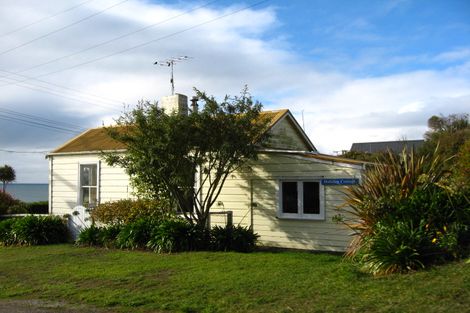 Photo of property in 1 Neath Street, Moeraki, Palmerston, 9482