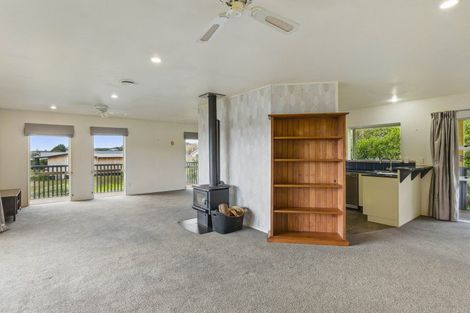 Photo of property in 9 Takitimu Street, Waitarere Beach, Levin, 5510