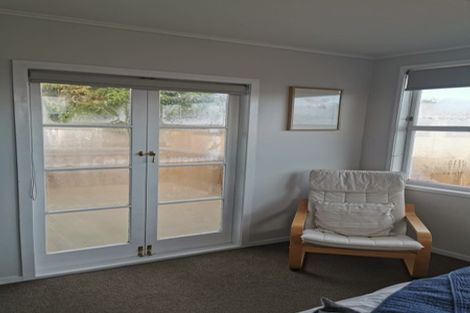 Photo of property in 10 Barrow Place, Te Puke, 3119