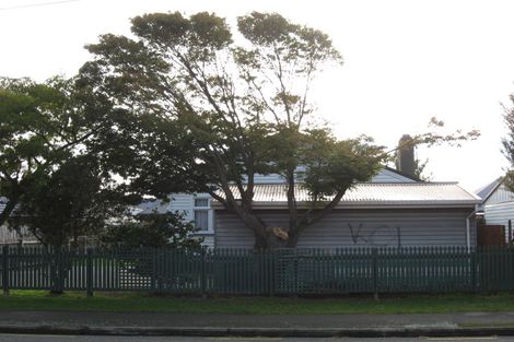Photo of property in 2/12 Sawyers Arms Road, Northcote, Christchurch, 8052