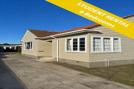 Photo of property in 25 Middleton Road, Upper Riccarton, Christchurch, 8041