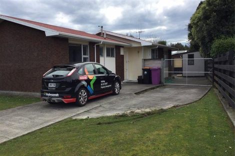 Photo of property in 38 Kimberley Grove, Westbrook, Palmerston North, 4412
