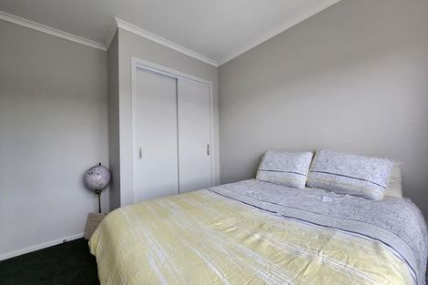 Photo of property in 24 Hokioi Drive, Kenepuru, Porirua, 5022