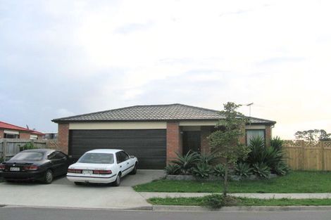 Photo of property in 40 Woodbank Drive, Glen Eden, Auckland, 0602