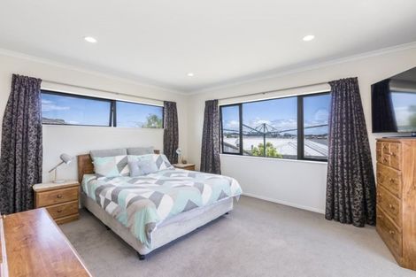 Photo of property in 131 Vipond Road, Stanmore Bay, Whangaparaoa, 0932
