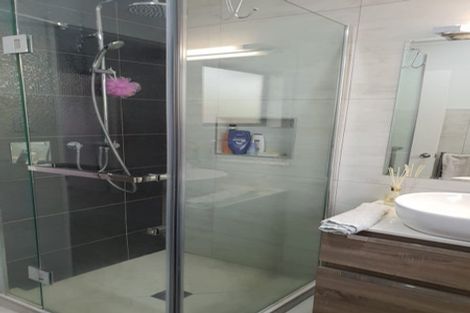 Photo of property in 16 Lowburn Place, Clover Park, Auckland, 2019