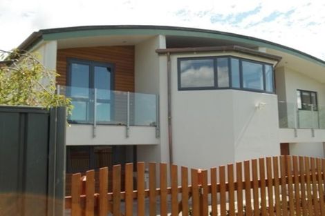 Photo of property in 82 Merlot Drive, Greenmeadows, Napier, 4112