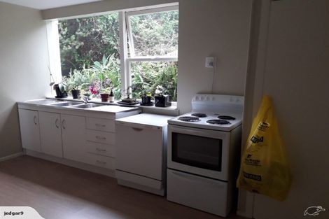 Photo of property in 1/9 Pemberton Avenue, Bayview, Auckland, 0629