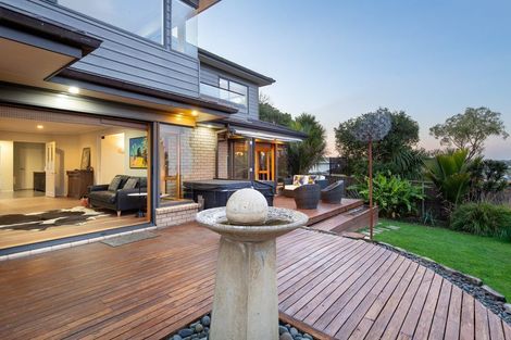 Photo of property in 35a Kowhai Road, Mairangi Bay, Auckland, 0630