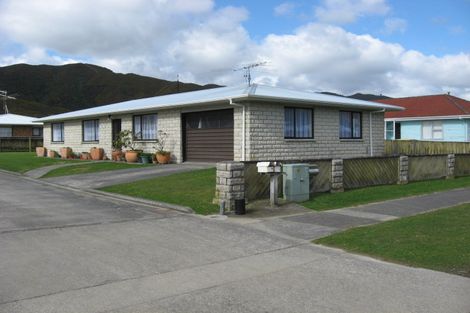 Photo of property in 340 Wellington Road, Wainuiomata, Lower Hutt, 5014