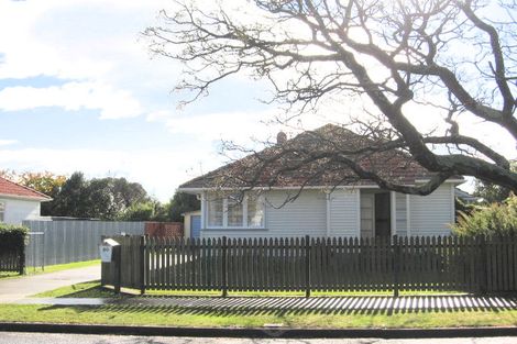 Photo of property in 80 Barker Road, Marewa, Napier, 4110