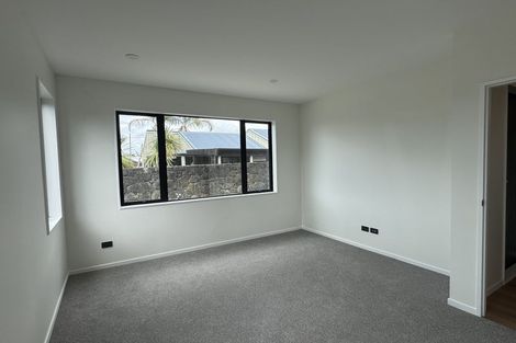 Photo of property in 13a Rock Isle Road, Torbay, Auckland, 0630