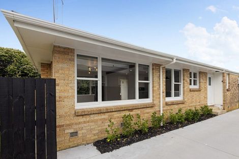 Photo of property in 86 Grey Street, Cambridge, 3434