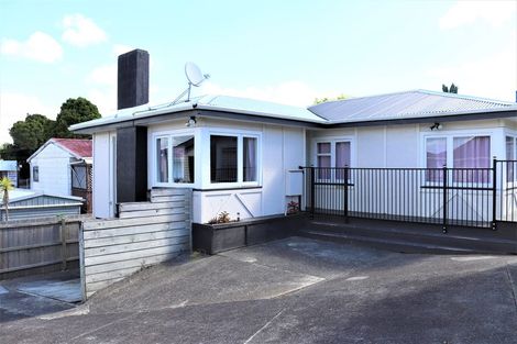 Photo of property in 2/57 Mahia Road, Manurewa, Auckland, 2102