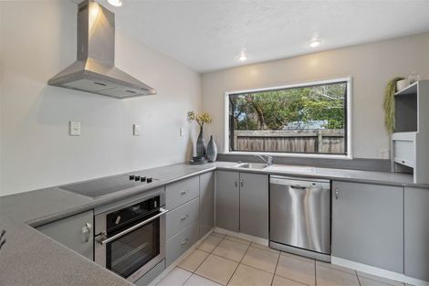 Photo of property in 2/113 Estuary Road, South New Brighton, Christchurch, 8062