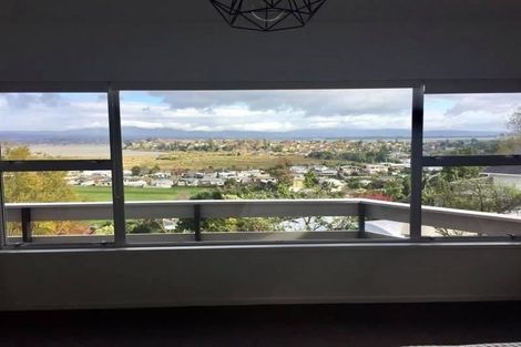 Photo of property in 418 Otumoetai Road, Otumoetai, Tauranga, 3110