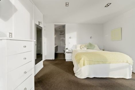 Photo of property in 95 Doon Street, Waverley, Dunedin, 9013