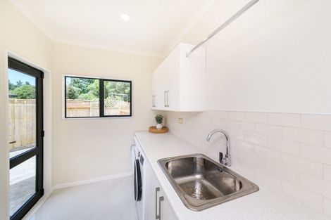 Photo of property in 96 Pacific Drive, Fitzherbert, Palmerston North, 4410