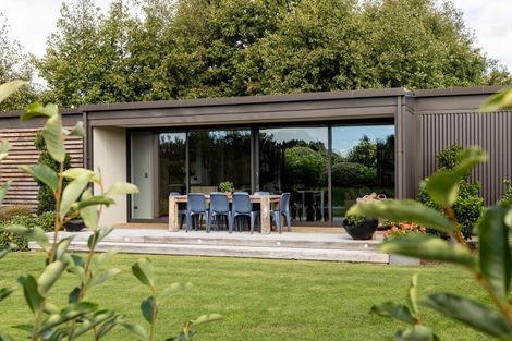 Photo of property in 91 Basil Road, Meeanee, Napier, 4112