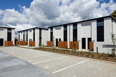 Photo of property in 12/1460 Cameron Road, Greerton, Tauranga, 3112