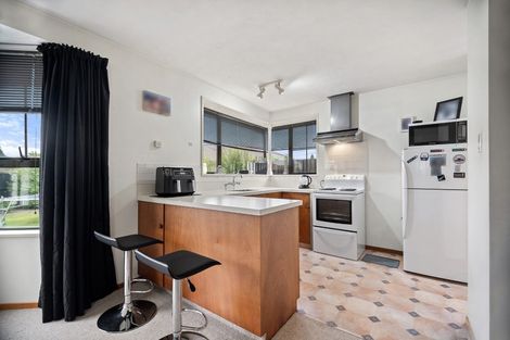 Photo of property in 14 Takaro Avenue, Sockburn, Christchurch, 8042