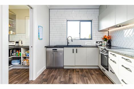 Photo of property in 23 Regent Street, West End, Timaru, 7910