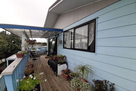 Photo of property in 6 Percy Graham Drive, Tuakau, 2121